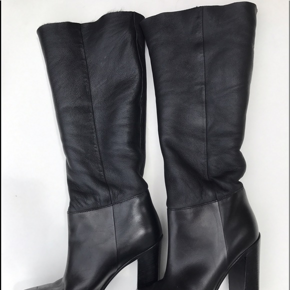 Prada boots with fur - Picture 2 of 5